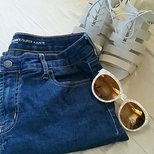 Mid Rise Super Skinny Jeans