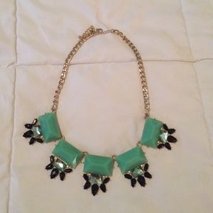 Statement necklace