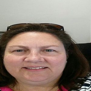 Meet your Posher, Suzanne