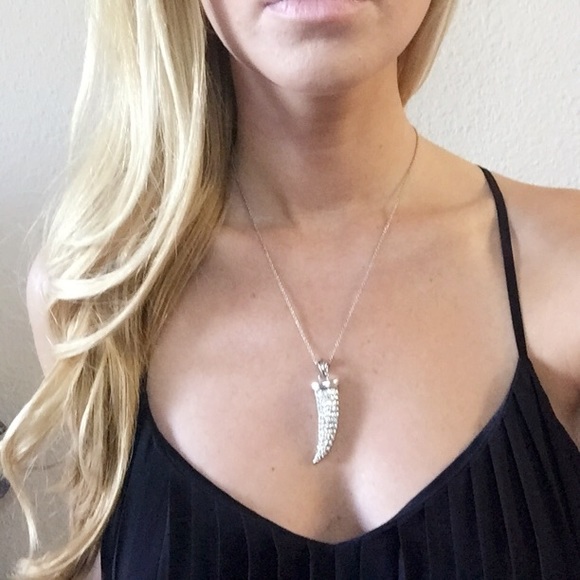 Crystal Tooth Silver Necklace