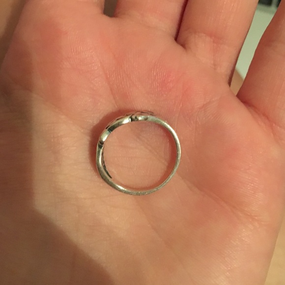 Silver Ring - Picture 3 of 3