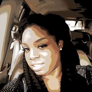 Meet your Posher, Alicia