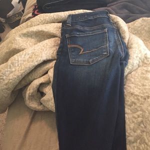 Size 0! Super stretchy and comfy AE jeans