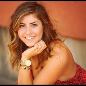 Meet your Posher, Lexi