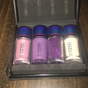 Mac Holiday pigments