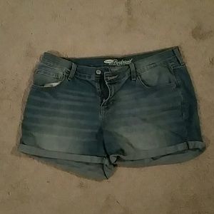 Size 12 Old Navy Blue Jean shorts