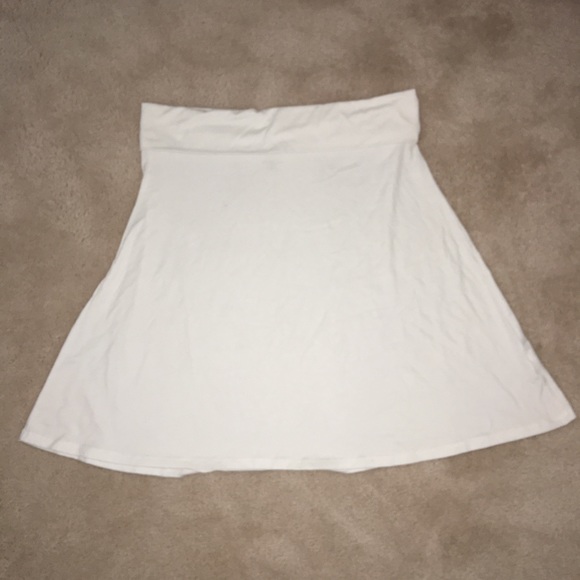 White cotton skirt