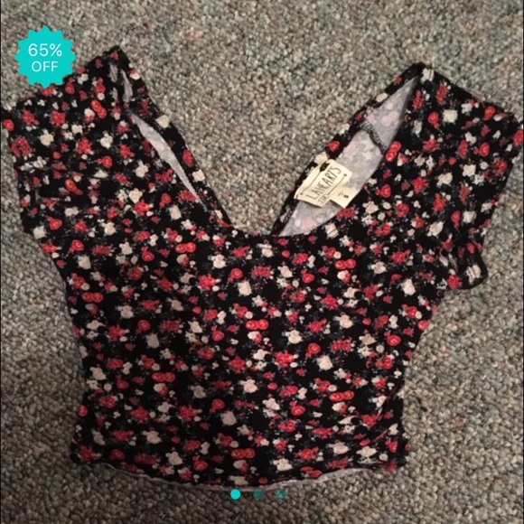 Small Flower Pattern Crop Top