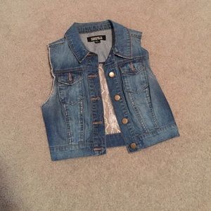 Cropped denim vest