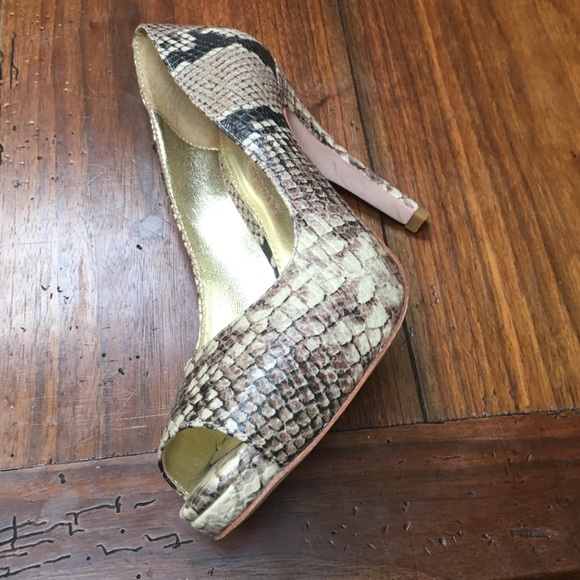 ELAINE TURNER PEEP TOE HIGH HEELS - Picture 3 of 4