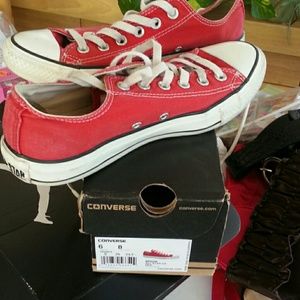 Red converse
