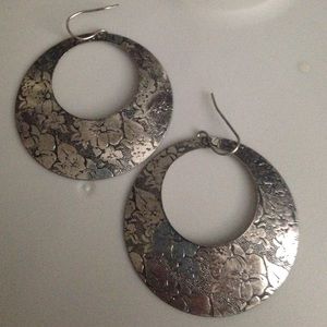 Silver earrings- super lightweight