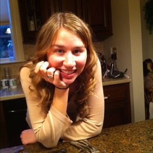 Meet your Posher, Meredith