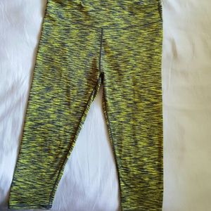 Capri Workout Yoga Capris Neon Stripe