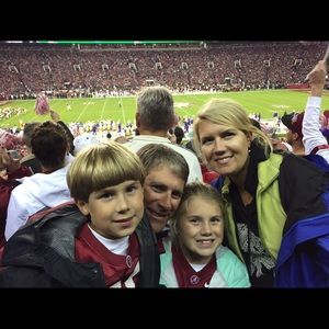 Meet your Posher, Melanie