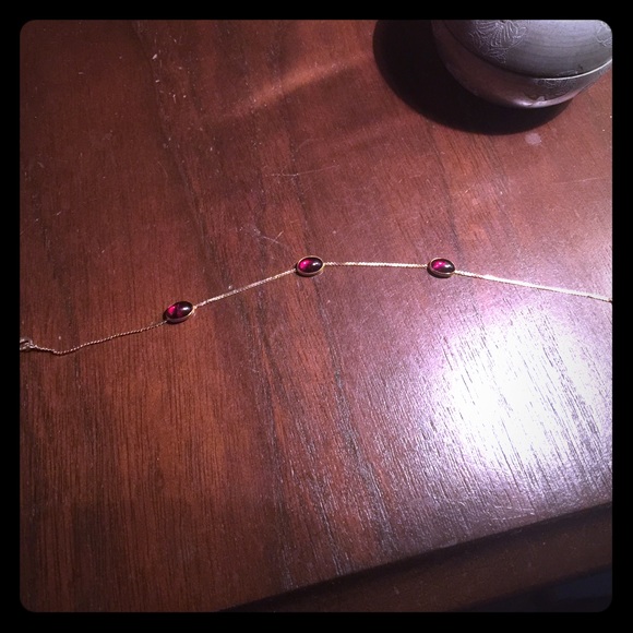 Vintage 14k gold bracelet with garnets
