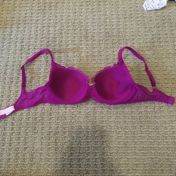 32D sexy purple lace bra - Picture 2 of 3