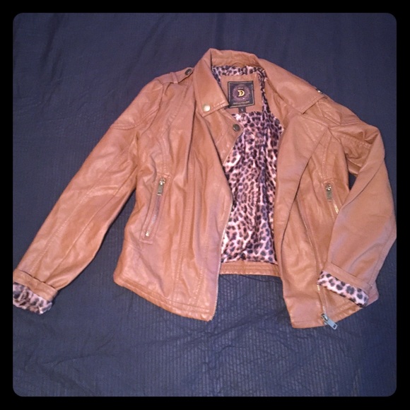 NWOT Light Brown Leather Jacket 😍