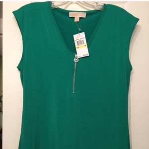 🎈NEW🎈MICHAEL KORS blouse with silver trim /green