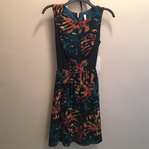 NEVER WORN Kensie Black/Print Dress Size Small