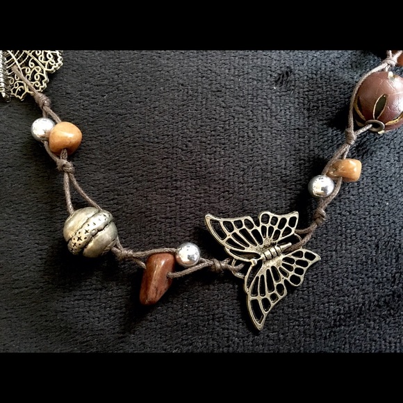 Rare Butterfly necklace - Picture 3 of 4