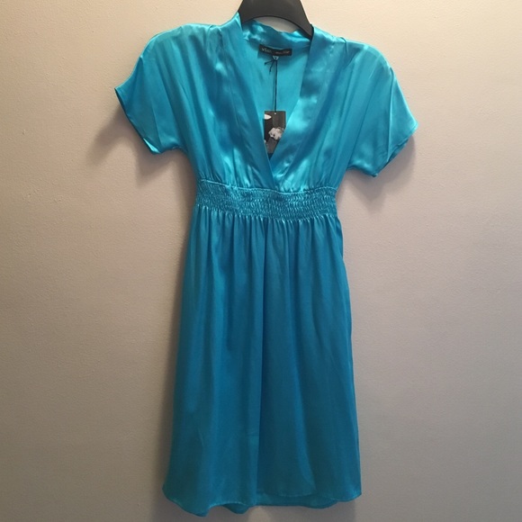 NEVER WORN 100% Silk Turquoise Vneck Dress XS