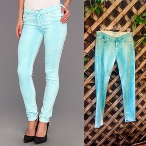 🎉HP🎉 NWOT Hudson jeans- sea foam spray colors