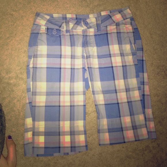 Plaid blue & pink girls shorts size 7
