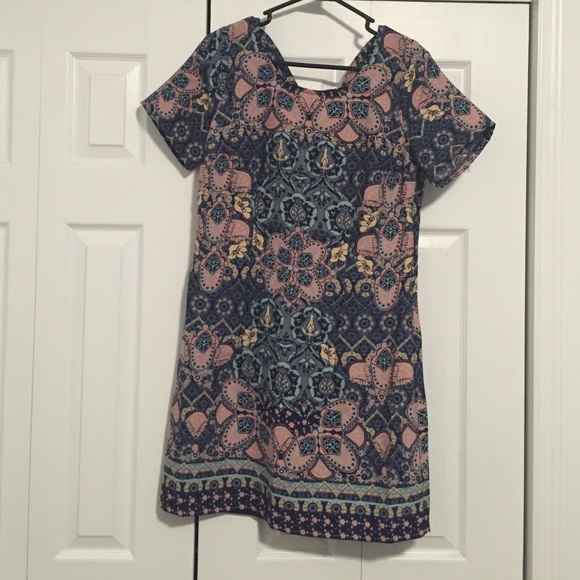NEW WITHOUT TAGS. Hollister shift dress