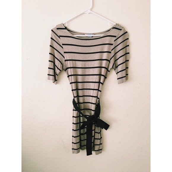 H&M Dresses & Skirts - Striped beige tunic dress