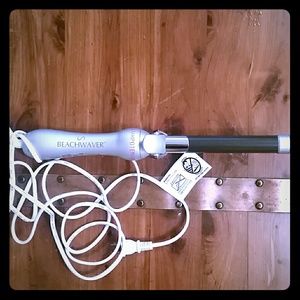 Sarah Potempa beach waver