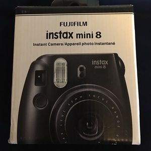 Brand new in box Instax mini 8
