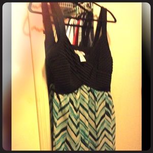 Adorable long maxi dress. Dressy. Evening dress