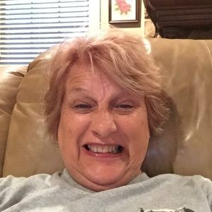 Meet your Posher, Pamela