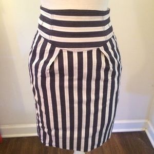 Striped pencil skirt
