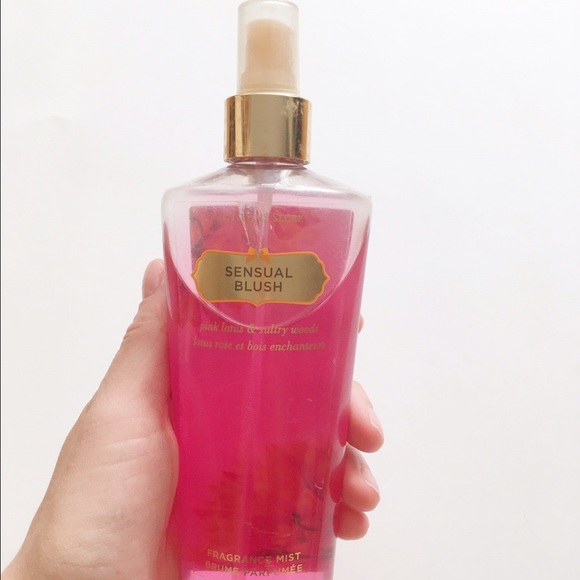 Victoria's Secret Sensual Blush Fragrance Mist