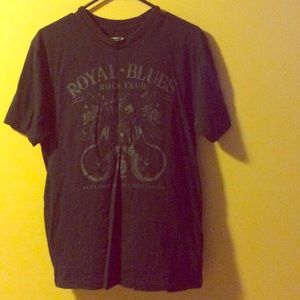 Old Navy graphic t shirt