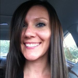 Meet your Posher, Suzanne