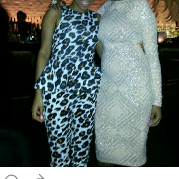 2 piece white leopard