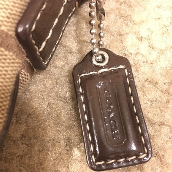 Coach purse/cross body - Picture 4 of 4