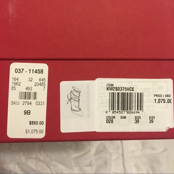 SOLD🚫Valentino Rockstuds - Picture 4 of 4