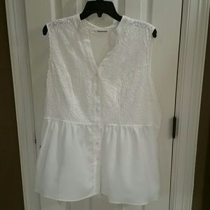 White lacy sleeveless blouse