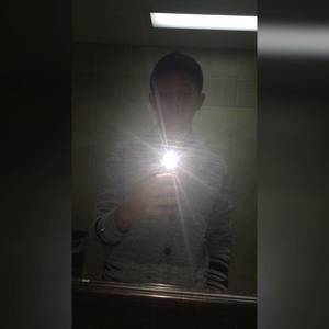 Meet your Posher, Edy r.