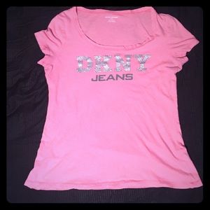 DKNY Pink T-shirt 💕✨
