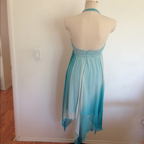 Blue color dress . - Picture 2 of 4