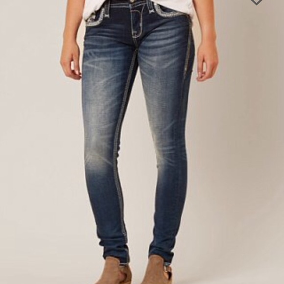 ISO Buckle jeans- sz 27/28 waist by 29/30 inseam