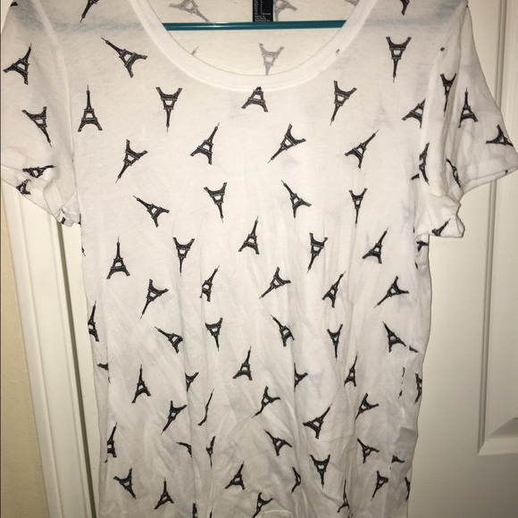 Tee shirt