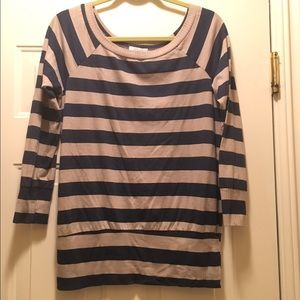 Delia's blue striped long sleeve shirt