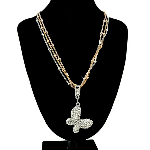 New butterfly Necklace - Picture 3 of 3