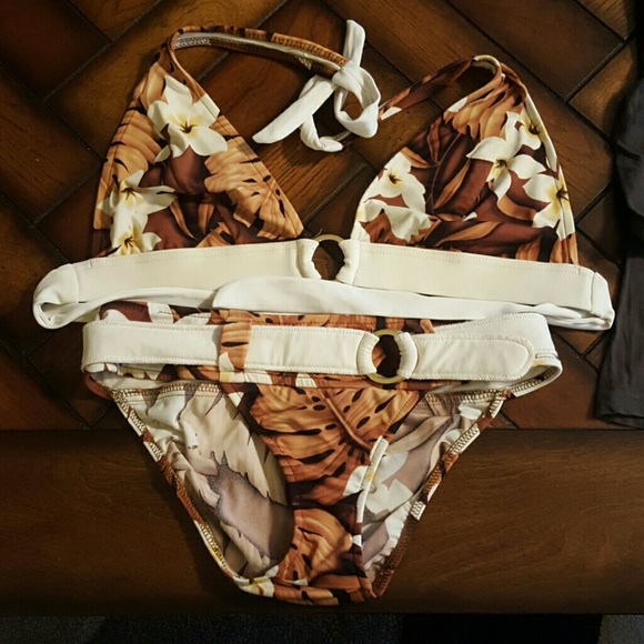 Venus swimsuit in good condition!